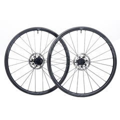 Zipp 202 NSW Carbon Clincher Tubeless Disc roues