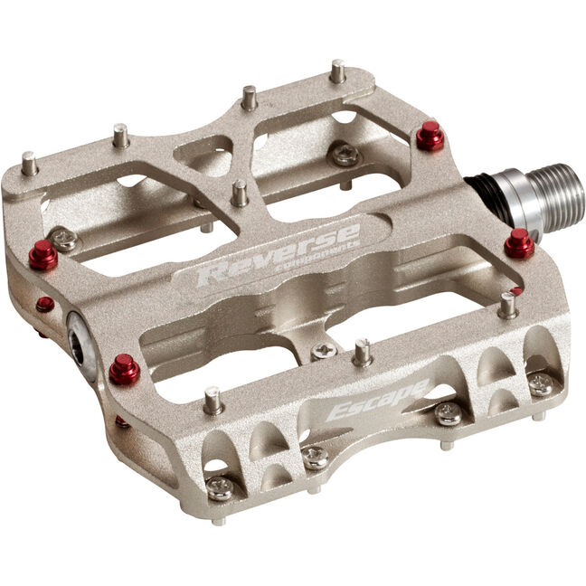 spd pedals Wellgo WPD-823 MTB CR-MO Clipless Pedal, 9/16-Inch