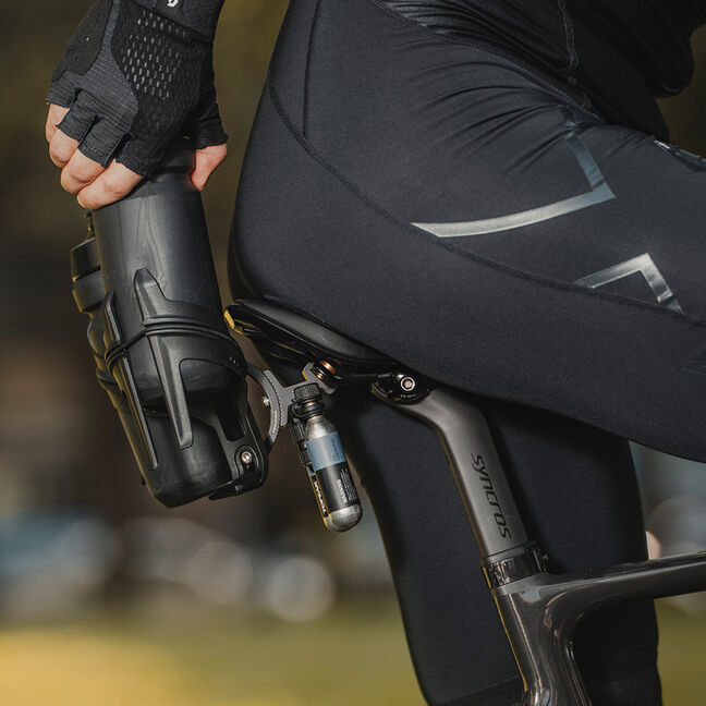 Porte-bidon TOPEAK Tri-Backup Elite – Pour Rails CroMo, Tinox, Carbone, 2 Bidons 750 Ml, Cartouches CO2 Incluses