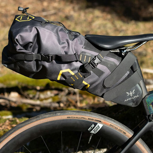 Bolsa sillín Apidura Expedition Saddle Pack LordGun tienda de
