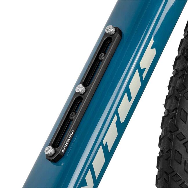 Porta borraccia alluminio pendolarismo giornaliero finitura anodizzata per moto